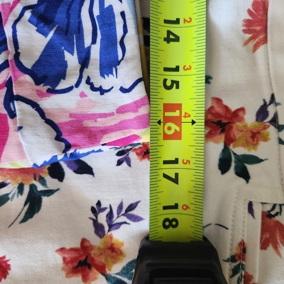 Women's Skirt Set Size 8/L - Picture 4 of 10